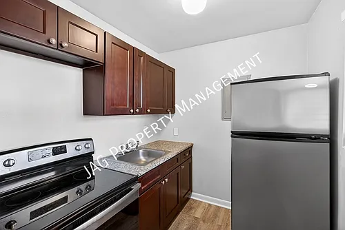 1123 Lasalle St #7 Photo 1