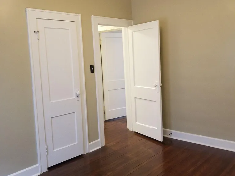 2401 Shelby St #4 — Photo 15