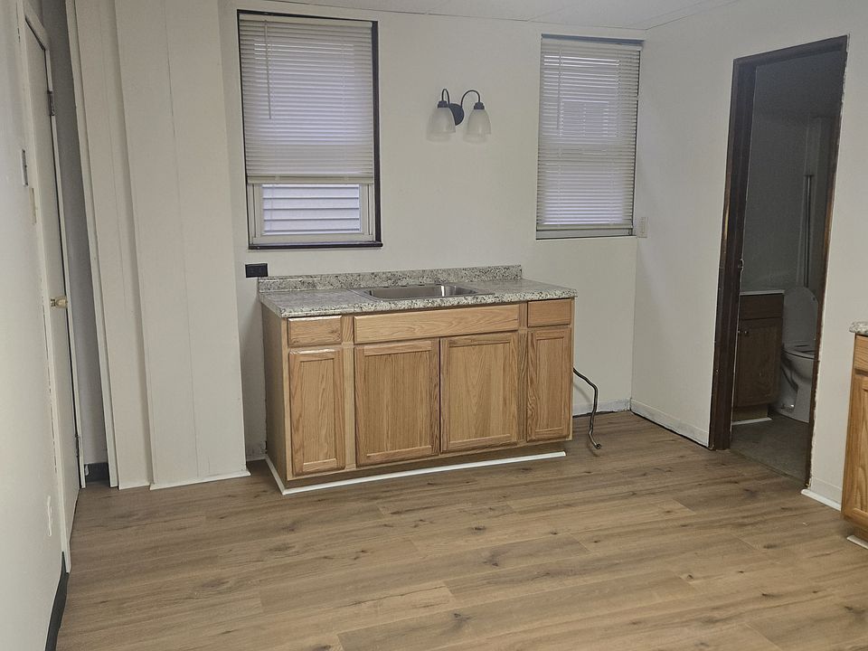 1st image of 116 Middle Ave Floor 1