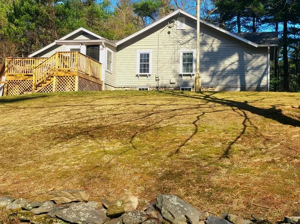 49 Anderson Ave, Middleboro, MA 02346
