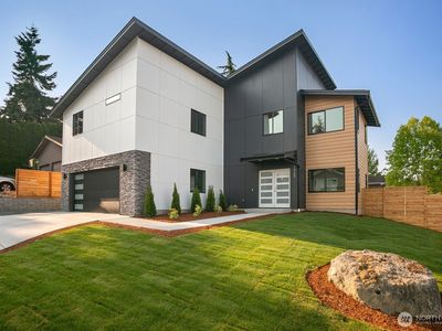 1429 S 259th Street, Des Moines, WA, 98198