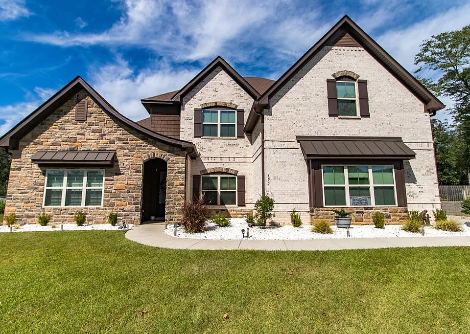 1st image of 405 Cypressglade Ln