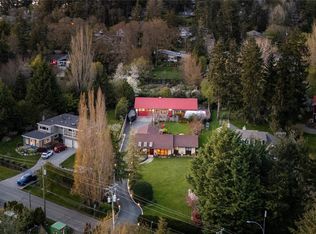 10807 Madrona Dr, North Saanich, BC V8L5P1