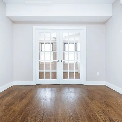 Rented by Nooklyn NYC LLC | media 61