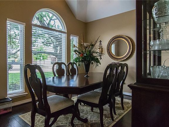 5th image of 8508 Falconet Cir
