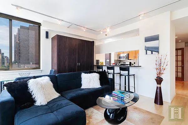 Sold by Halstead Real Estate | media 15