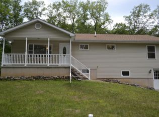 8518 Lincoln Green Dr, Kunkletown, PA 18058