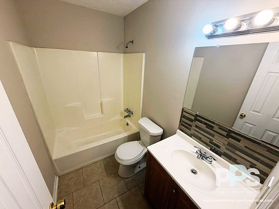 3rd image of 4852 Lost Colony Ct
