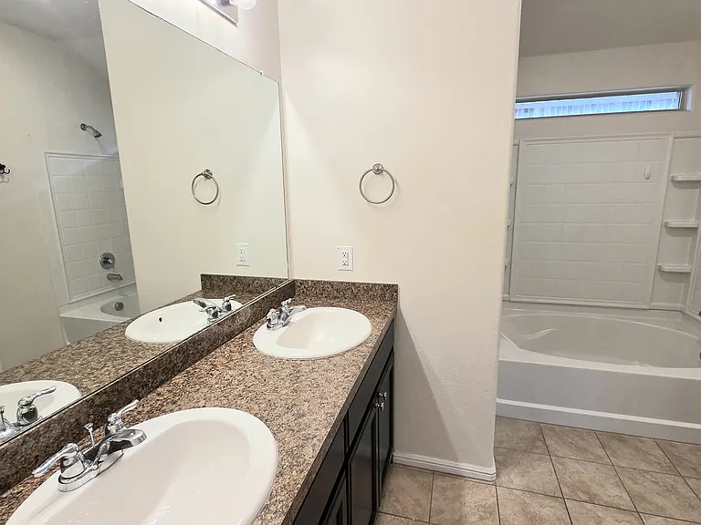 8433 Comanche Springs Dr — Photo 13