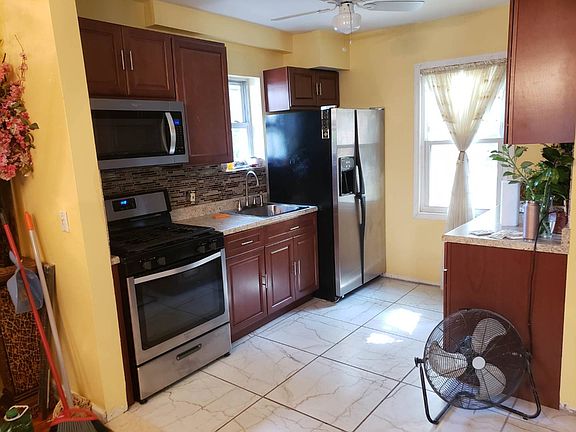 5th image of 11225 180th St