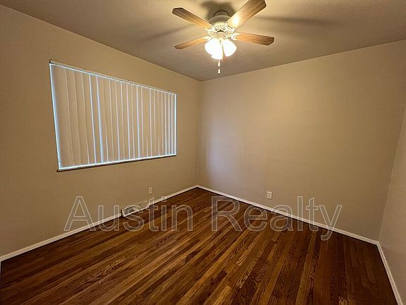 5th image of 9005 Olive Blvd Unit B