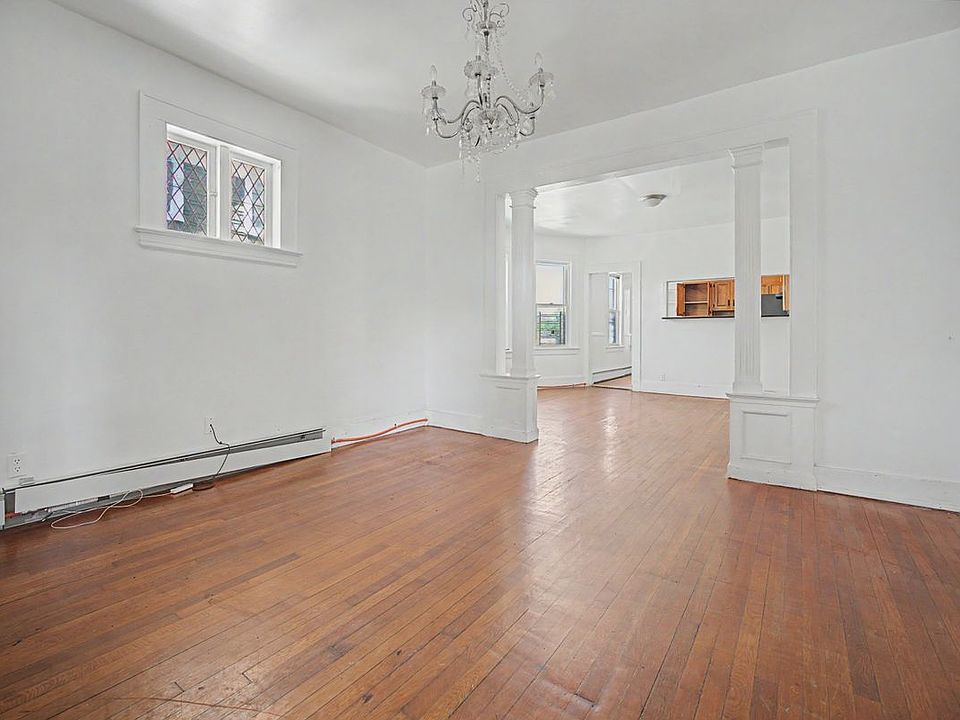 1st image of 1872 North Ave Floor 1