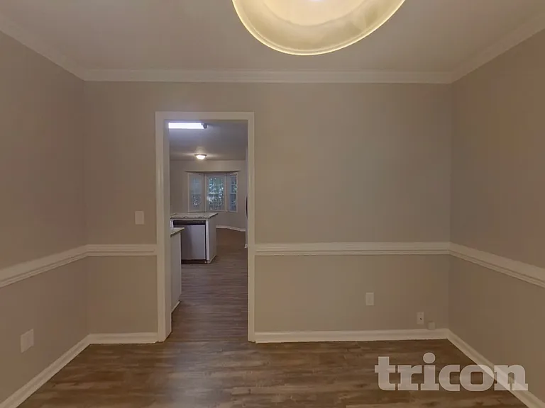 7226 Amarillo Dr — Photo 4