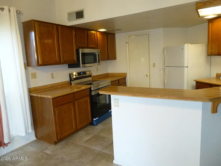 3853 W Ivanhoe St — Photo 5