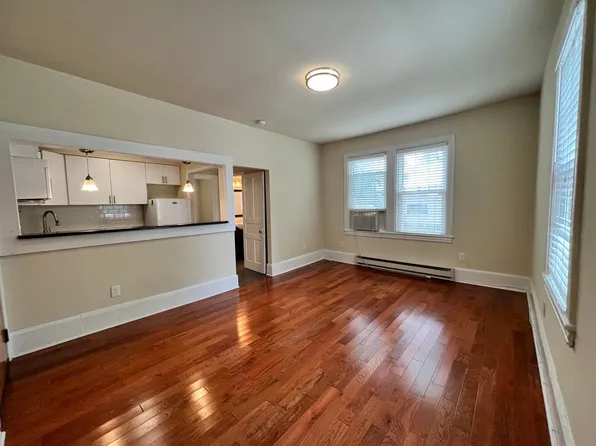 Wesley Apartments, 304 N Wayne Ave APT 1B, Wayne, PA 19087