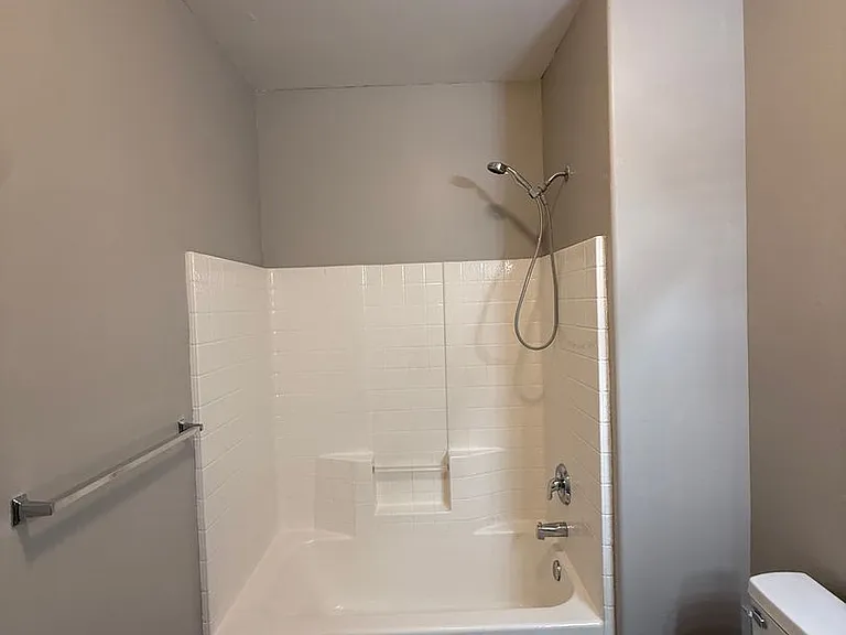 Yellow Meadow Ct 548 — Photo 20