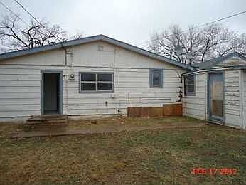 2nd image of 2703 Dartmouth St