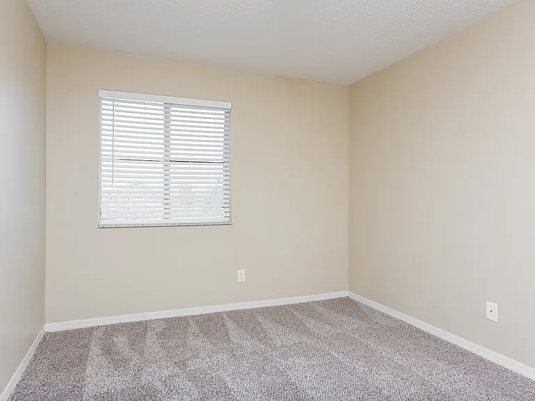 2314 SW 135th Ave — Photo 11