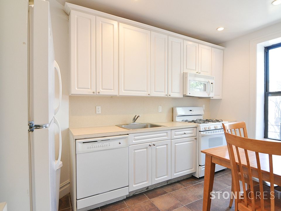 1st image of 521 W 122nd St #54R