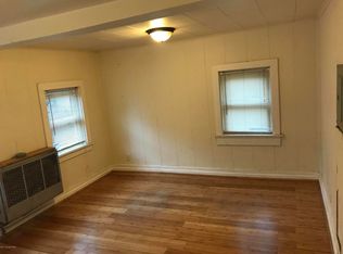 541 N 5th St, Stroudsburg, PA 18360