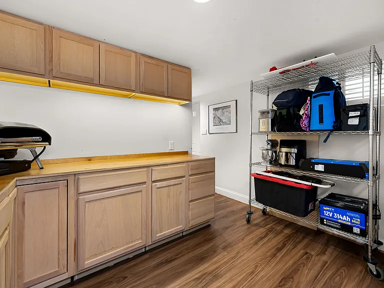 619 S Sharp St — Photo 14