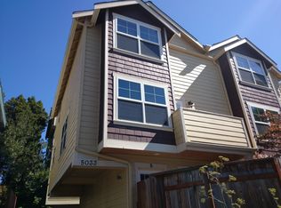 5033B 12th Ave NE, Seattle, WA 98105