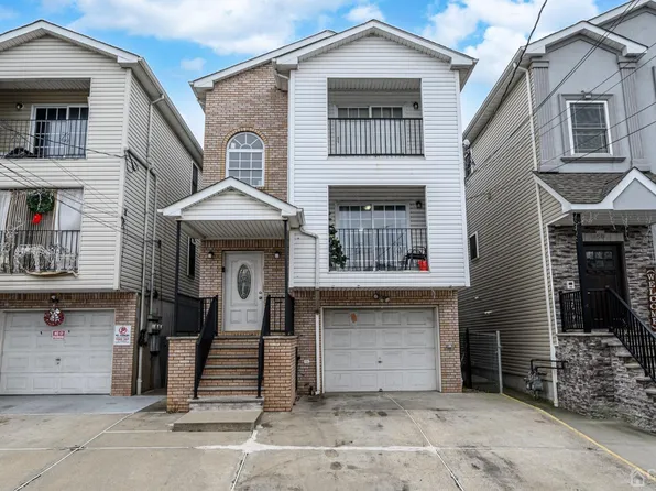 48 Florida St, Elizabeth, NJ 07206