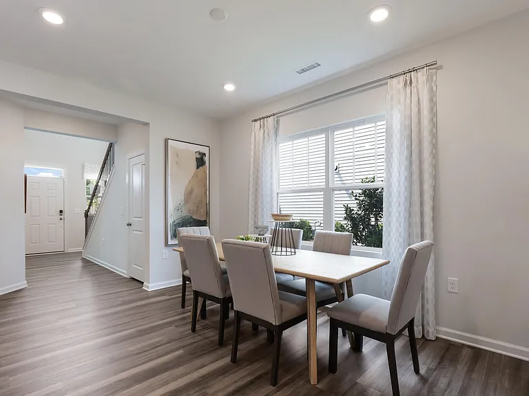 518 Hester Rd — Photo 3