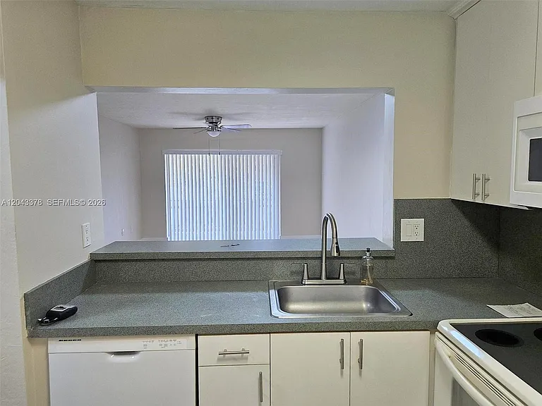11223 SW 88th St #216C — Photo 7