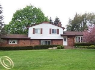 178 Randolph Rd, Rochester Hills, MI 48309