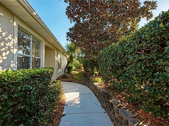 2nd image of 2408 Magnolia Cir