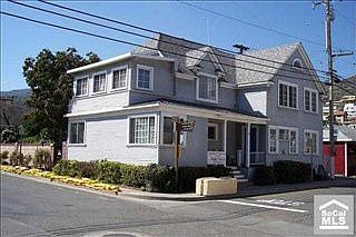 5th image of 301 Clarissa Ave