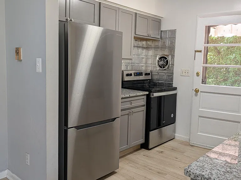 7116 Judith Ave — Photo 14