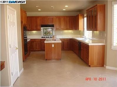 2nd image of 1991 Meadow Glen Dr