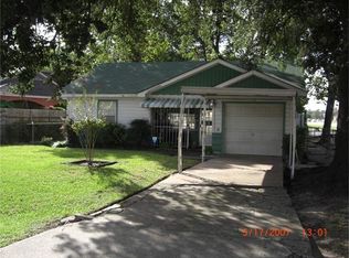 102 W Sunnyside St, Houston, TX 77076