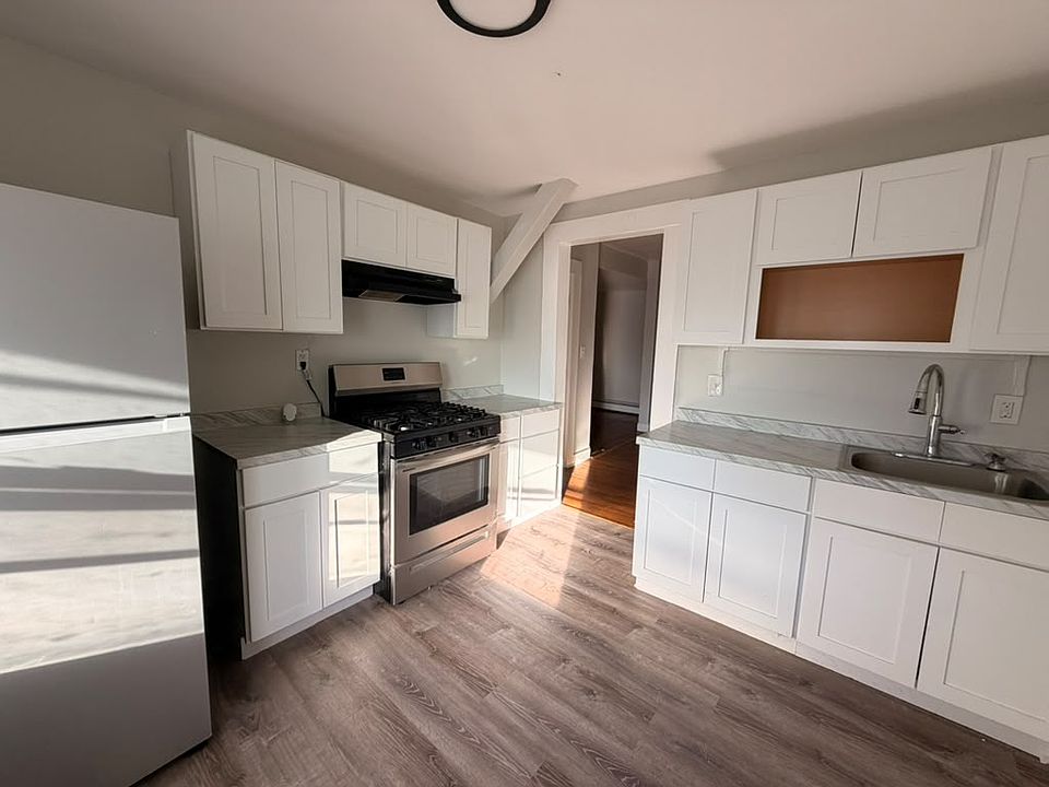 1st image of 28 Batter Ter APT 3L