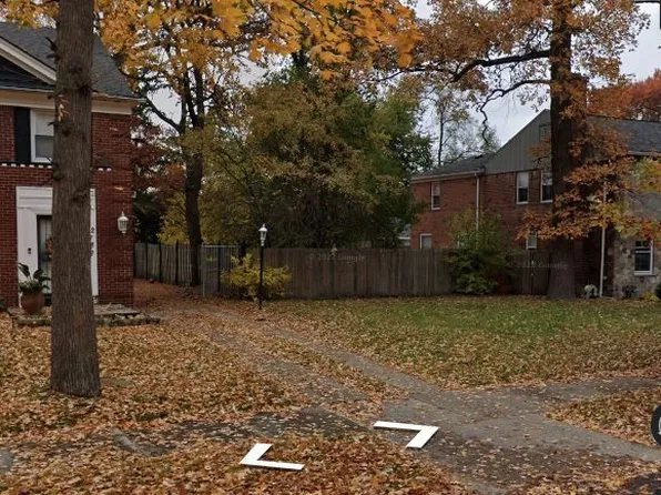 2772 Woodstock Dr, Detroit, MI 48203