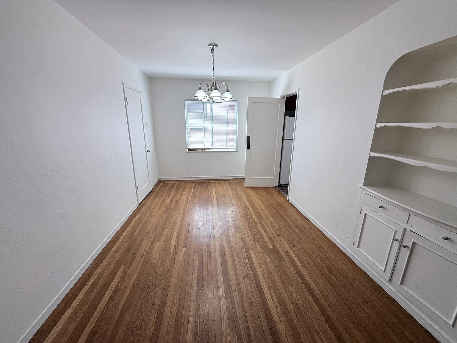 1 bed, 700 sqft, $1,895 — Photo 2
