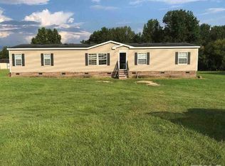 41 Pioneer Ct, Lillington, NC 27546