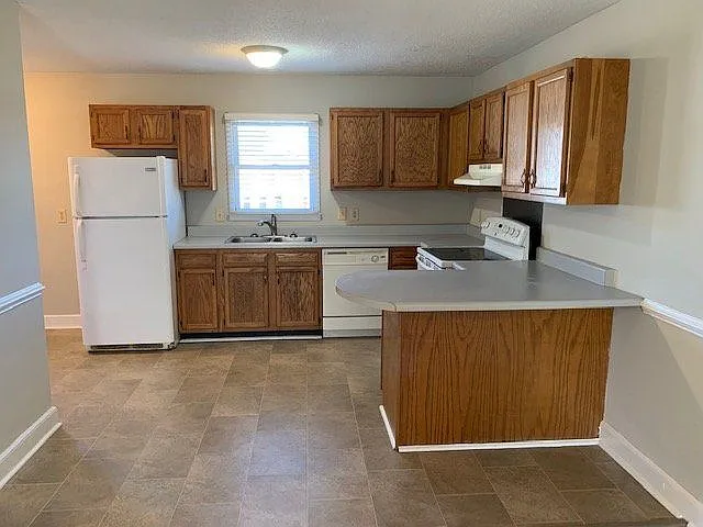 2 bed, 2.0 bath, $1,200 — Photo 4