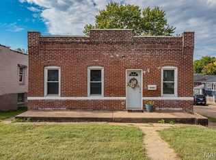 4048 Walsh St, Saint Louis, MO 63116