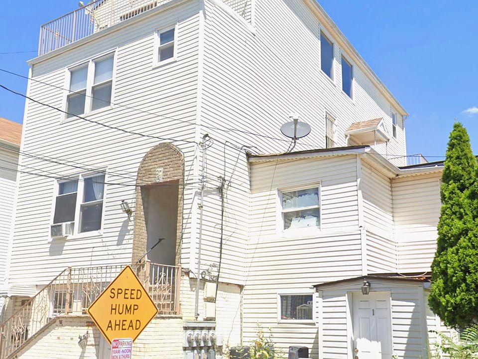 1st image of 22-24 Paterson St APT 3