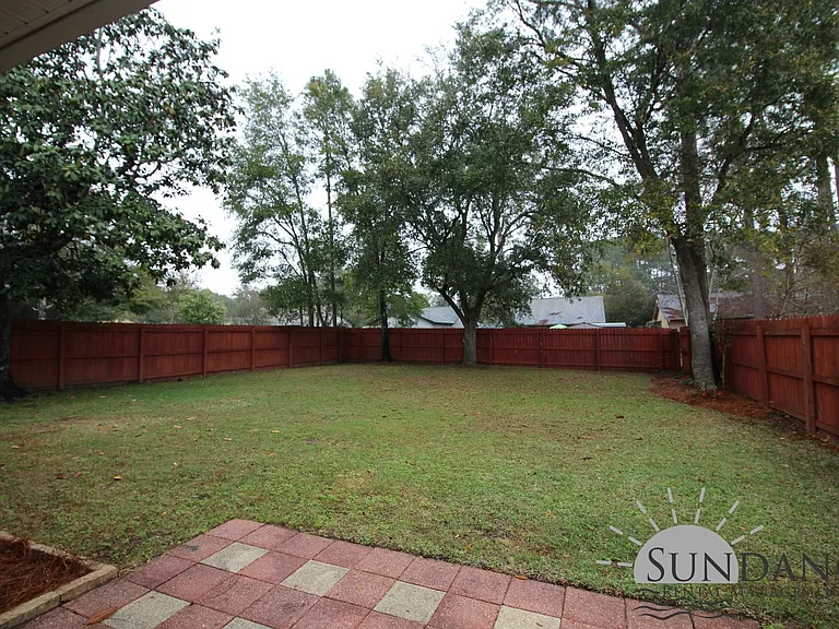 1719 Pine Ave — Photo 14