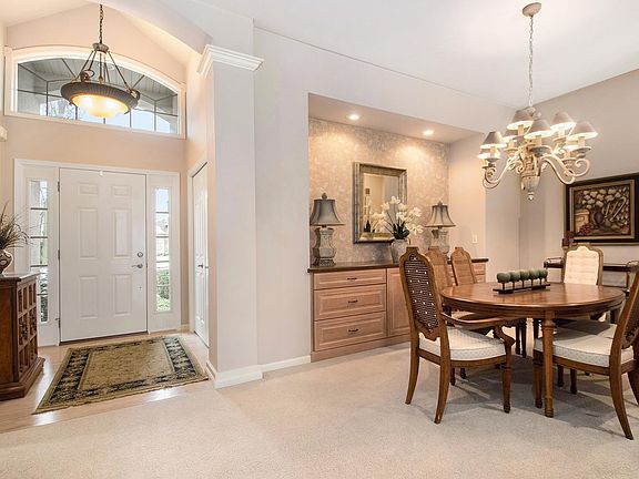 3rd image of 1818 Cobblestone Blvd
