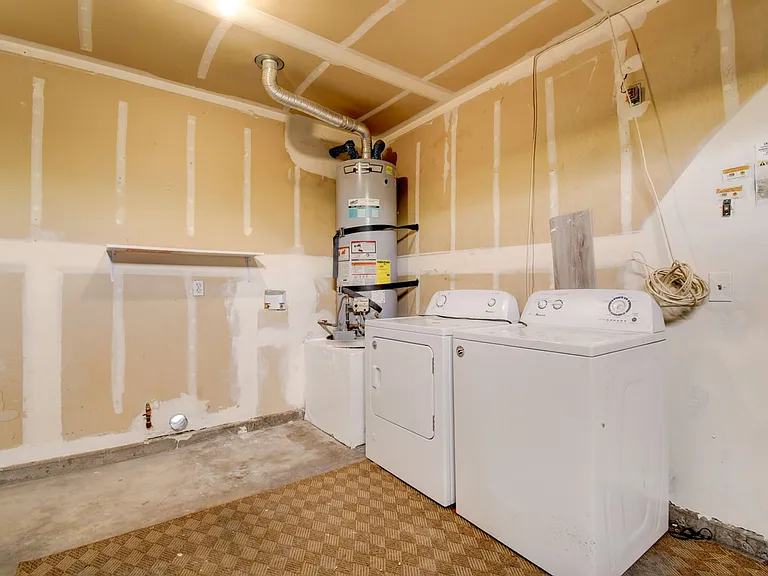4009 Hidden Oasis Ct — Photo 15