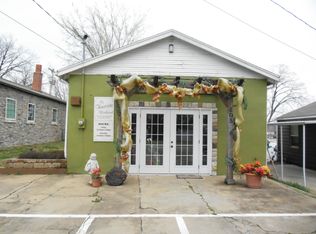 105 E Hensley St, Branson, MO 65616