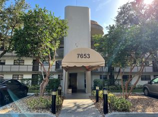 7653 NW 79th Ave APT 111, Tamarac, FL 33321