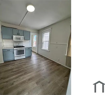 3 bed, $2,050 — Photo 2
