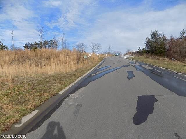 2nd image of 46 River Walk Dr