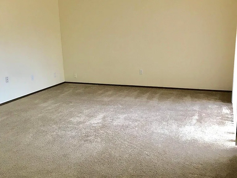 3819 Olympic Blvd W — Photo 5